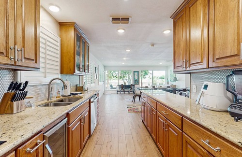 Kingsland House | Waterfront home w/kayaks, game room, firepit, & enormous deck