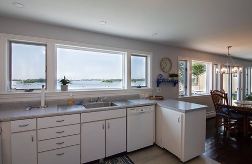 Narragansett House | Waterfront Home with Beautiful Views on Harbor Island