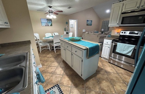 Gautier House | Waterfront home with 3 bedrooms 2 bathrooms and lots of amenities!