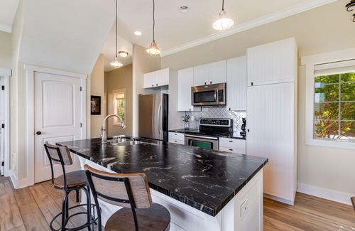 Waldport House | Waterfront home with amazing views & hot tub - public water access 1 mile away