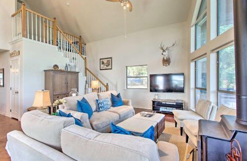 Granbury House | Waterfront Home with Boat Dock on Lake Granbury!
