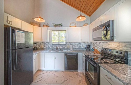 Smith Mountain Lake House | Waterfront home with deep water, skiing/tubing coves, firepit, pool table, SUP