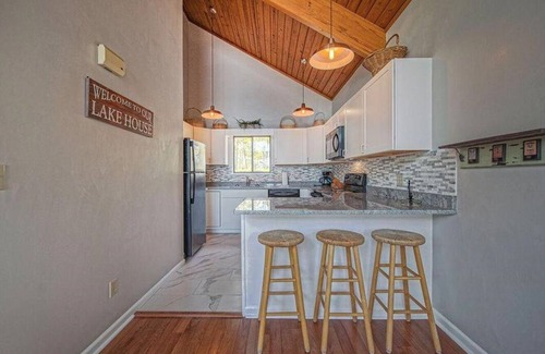 Smith Mountain Lake House | Waterfront home with deep water, skiing/tubing coves, firepit, pool table, SUP