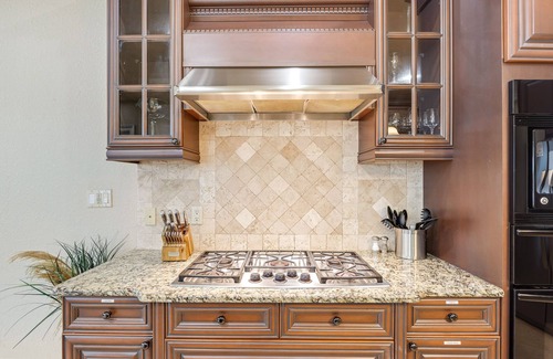 Fort Walton Beach - Destin House | Waterfront home with private pool, spa, stunning views & central AC