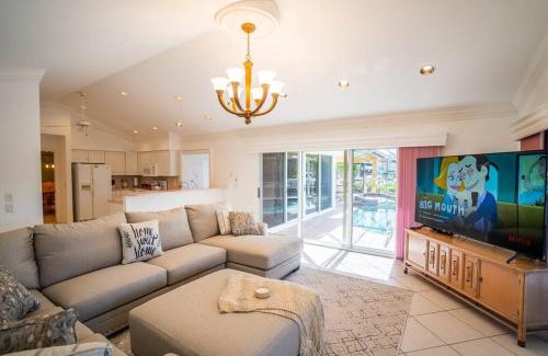 Marco Island House | Waterfront Home With Heated Pool/Jacuzzi and only 1mile to beach