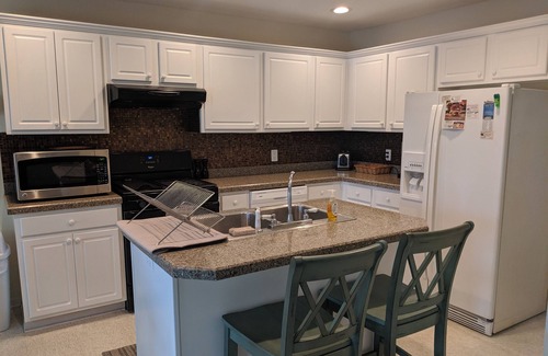 Shallotte House | Waterfront home with fishing dock