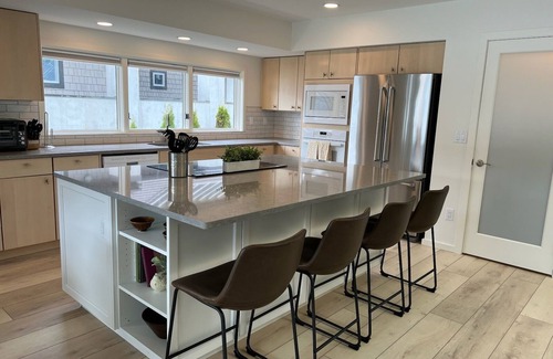 Wapato Point House | Waterfront home with Wapato Point Amenities, Lake Chelan, Manson