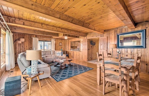 Homosassa House | Waterfront Homosassa Family Getaway with Dock!