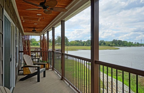 Suffolk Hotel | Waterfront Hotel Suite with Balcony