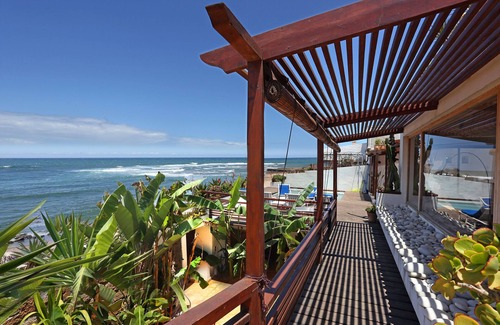El Mansouria Villa | Waterfront house