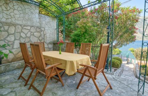 Kotor Municipality House | Waterfront house overlooking Kotor Bay by MN Property