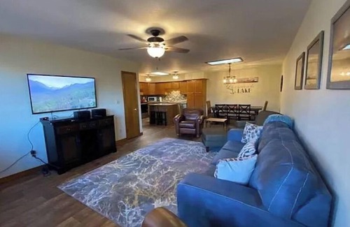 Shell Knob House | Waterfront House- Slip Included