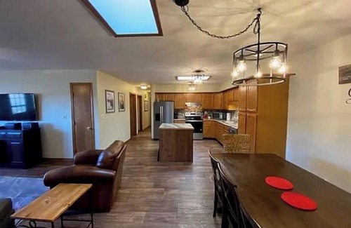 Shell Knob House | Waterfront House- Slip Included