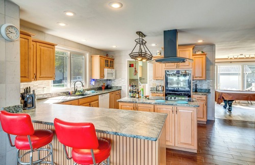 Lake Geneva House | Waterfront Lake Como Home w/Private Pier!