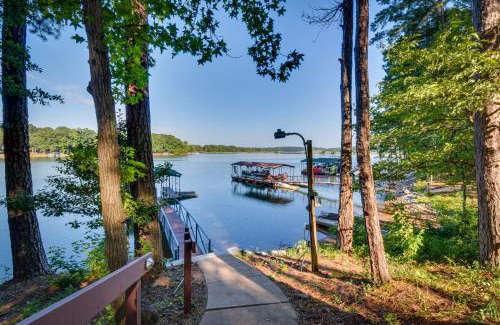 Townville House | Waterfront Lake Hartwell Vacation Rental with Dock!