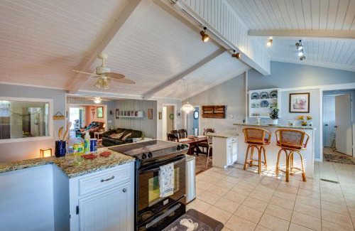 Townville House | Waterfront Lake Hartwell Vacation Rental with Dock!
