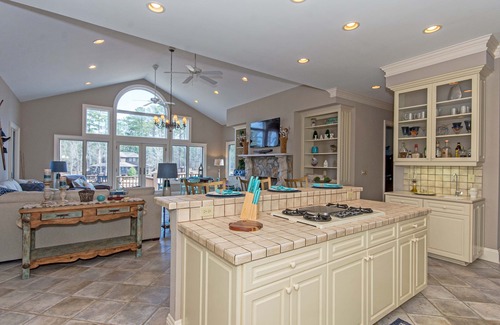 Little Kowaliga House | Waterfront Lake house on Lake Martin