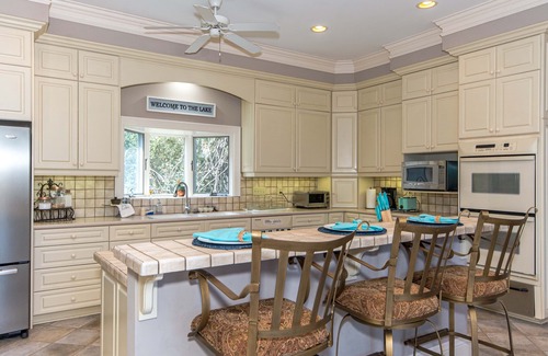 Little Kowaliga House | Waterfront Lake house on Lake Martin