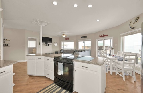 Blanchard House | Waterfront Lighthouse with Large Dock for a Great Family Getaway