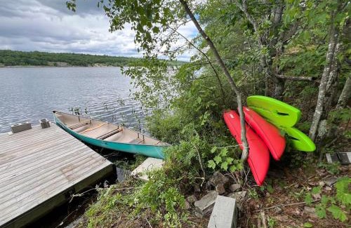 Arden Villa | Waterfront Lodge - Firepit, Bunkie, Watercrafts, BBQ