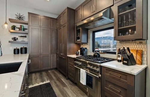 Sandpoint Condo | Waterfront Luxe Seasons ~8~ Boat Slip
