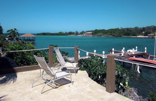 Antoneys Cay Condo | Waterfront Luxury 3 Bedroom w/Pool and Dock