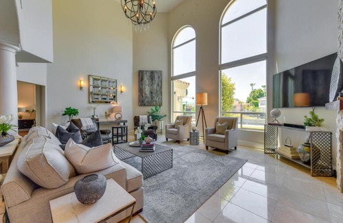 West Lake Estates House | Waterfront Luxury Gilbert Retreat with Pool and Spa!