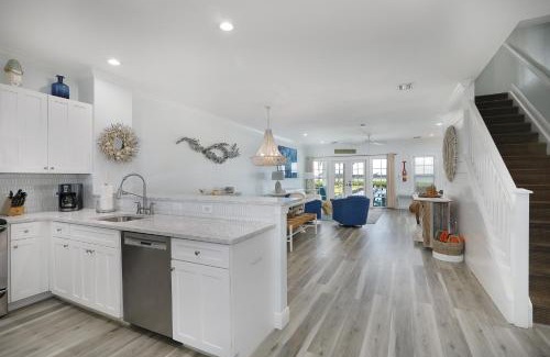 Indigo Reef Marina Homes House | Waterfront luxury Villa 43 with spectacular sunset views and boat slip townhouse