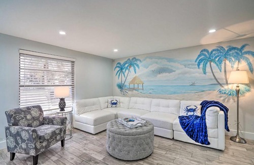 Matlacha House | Waterfront Matlacha Home with Hot Tub and Grill!