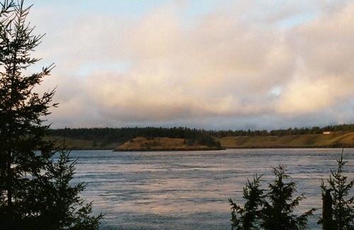 Roche Harbor House | Waterfront! Near Roche Harbor! Hot Tub! (SSH)