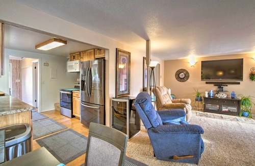 North Bend House | Waterfront North Bend Home: 9 Miles into Town