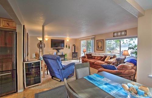 North Bend House | Waterfront North Bend Home: 9 Miles into Town