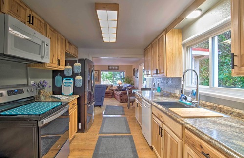 North Bend House | Waterfront North Bend Home: 9 Miles into Town