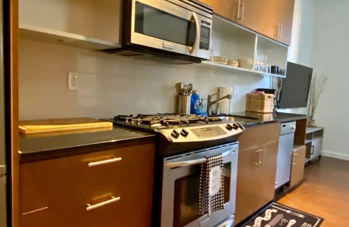 Downtown Seattle Apartment | Waterfront Oasis in the Heart of Downtown Seattle