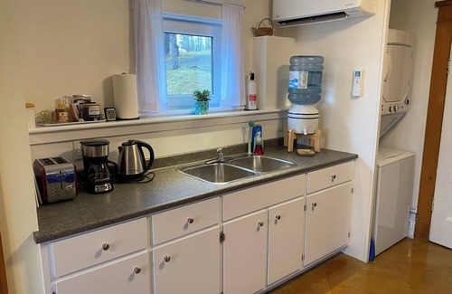 Pomquet Apartment | Waterfront One Bedroom Apartment