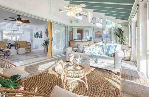 Caloosahatchee House | Waterfront Paradise