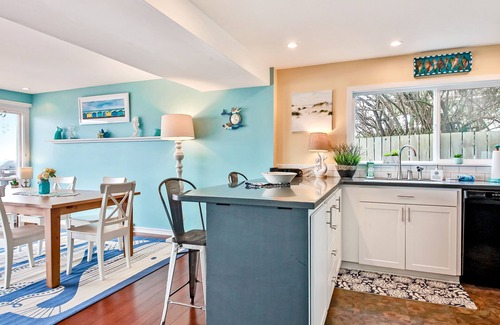 Freeland Cottage | Waterfront paradise with private beach, hot tub, & sound views - dogs OK