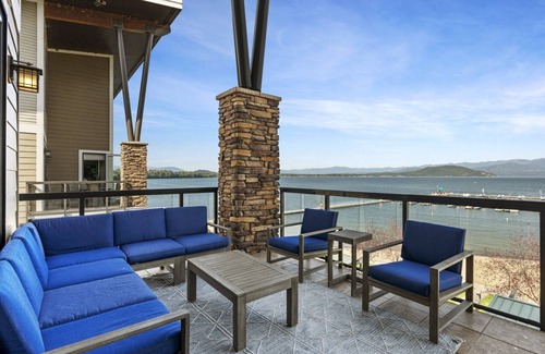 Sandpoint Condo | Waterfront Penthouse - Seasons at Sandpoint
