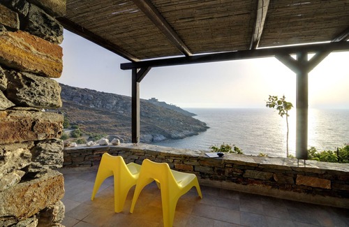 Pisses Apartment | Waterfront private beach, salt sapper, quiet location with no crowds