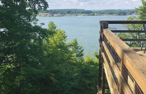 Ingles House | Waterfront, Private, Spectacular Views !