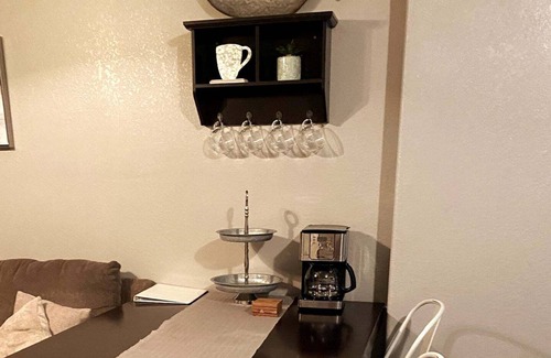 Interchange Square Apartment | Waterfront property. Close to beaches and downtown.