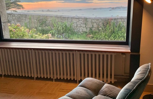 Santec House | Waterfront property with superb views. Withdrawal 26/07 to 02/08