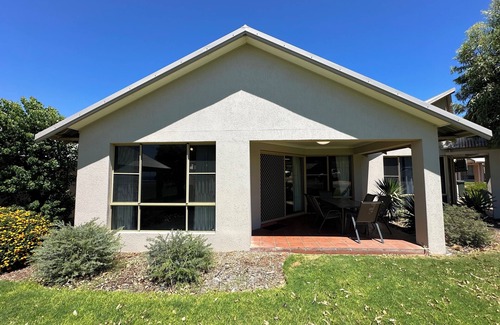 Kalbarri Villa | Waterfront Resort | Sleeps 6 | Pool | Wifi