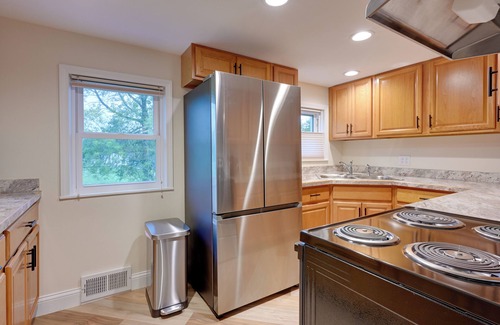 Bay City Apartment | Waterfront Retreat 2 Mi to Bay City State Park!
