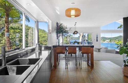 Daleys Point House | Waterfront Retreat at Daleys Point