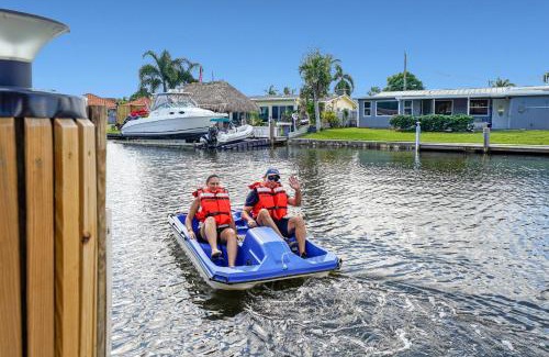Melaleuca Gardens House | Waterfront Retreat Home Dania Beach