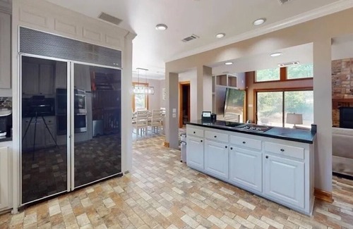 Springfield House | Waterfront Retreat with Pool, Hot Tub & Boat Access on the Tickfaw River