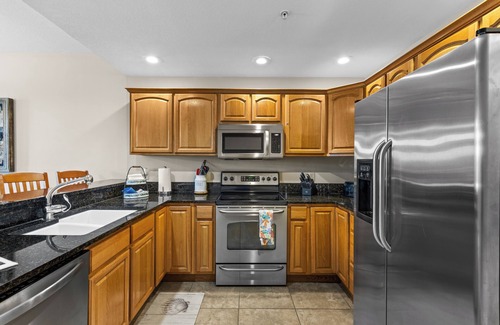 Steinhatchee Condo | WATERFRONT, RIVERS EDGE CONDO #2C-BLDG 2 *PRIVATE DOCK and ASSIGNED BOAT SLIP!