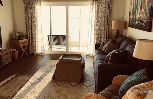 Crescent Beach Condo | Waterfront Sanctuary/ plus use of 2 Kayaks...FREE!