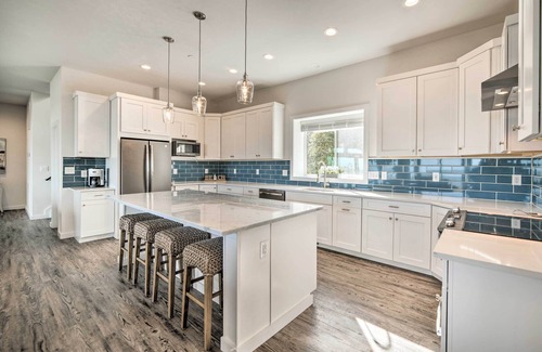 Point Lookout House | Waterfront Scotland Beach Retreat w/Private Beach